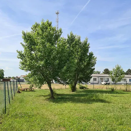 別荘 Tiny House Neusiedl an der Zaya